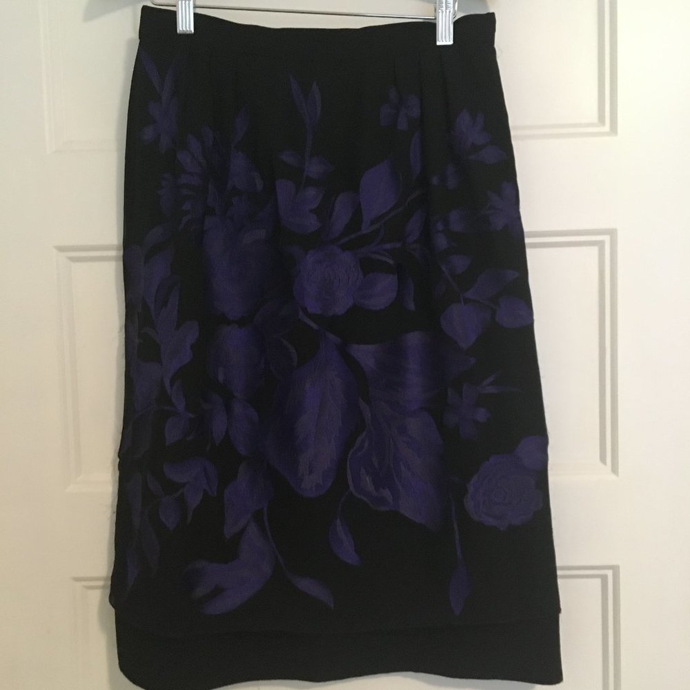Escada Floral Printed Elegant Skirt - Size 36